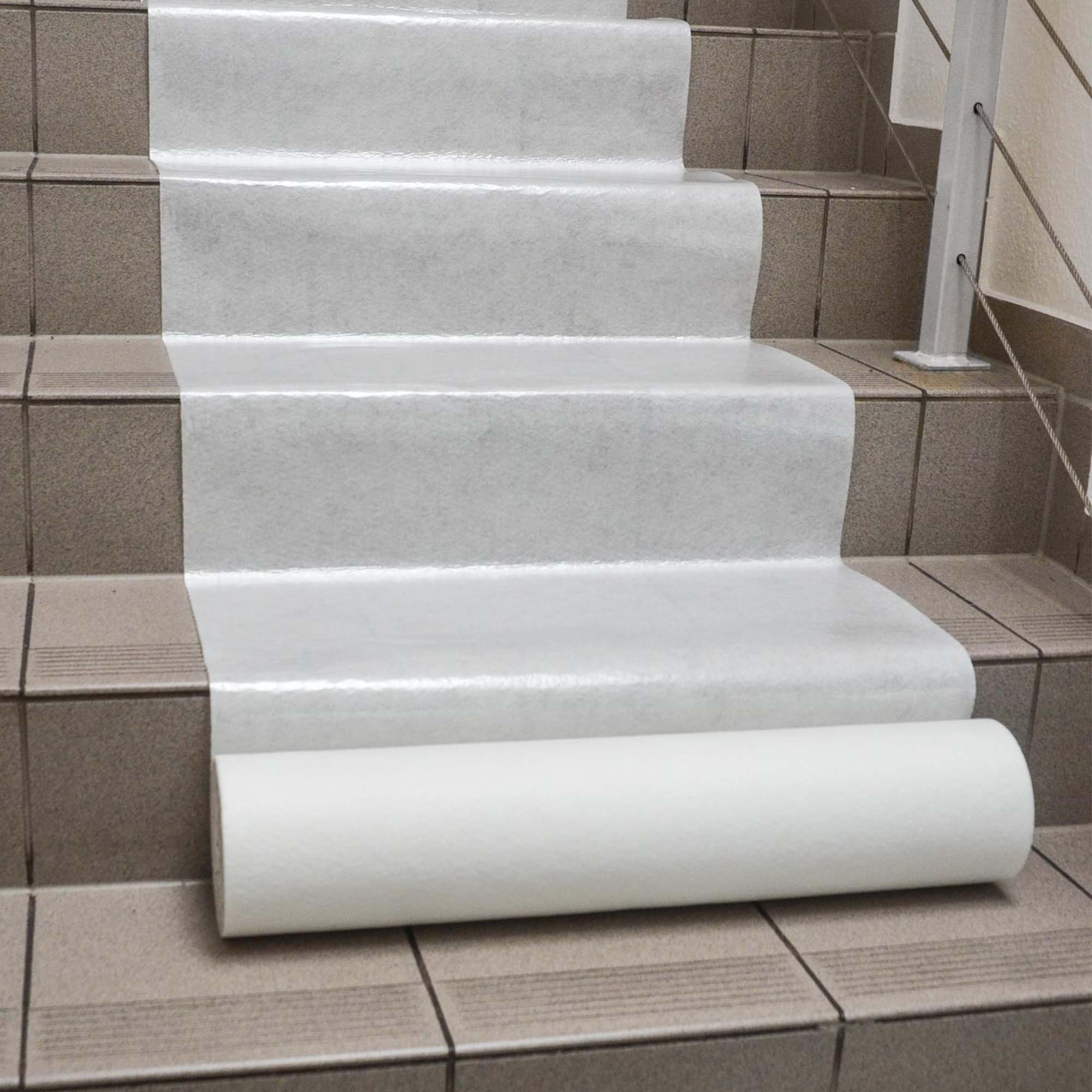 Selbsthaftendes ZERO DUST TreppTurbo Boden- und Treppenschutzvlies 140 g/m² schützt geflieste Treppenstufen bei Renovierungs-, Sanierungs- und Bauarbeiten, 0,65 x 25 m.