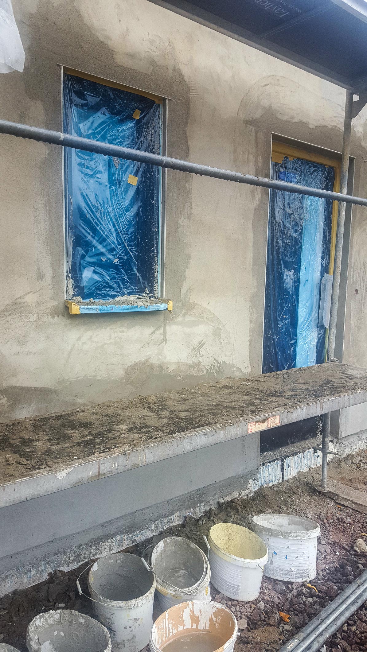 zero-dust-abdeckfolie-schutzfolie-selbstklebend-fuer-glas-fenster-spiegel-blau-500-mm-x-100-m-zd-gc-b50-_3
