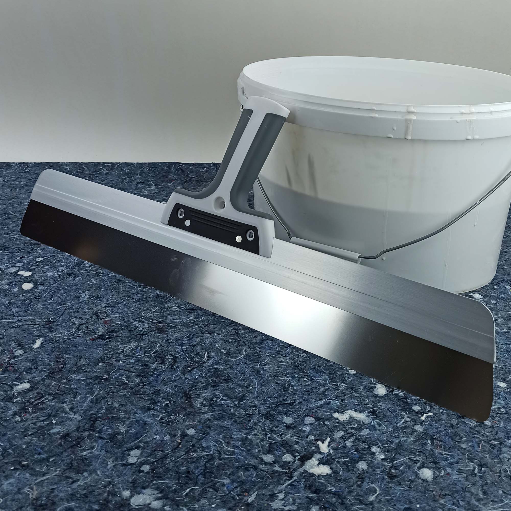 Flächenspachtel 600 mm mit 2K-Griff und Alu-Rücken von Zero