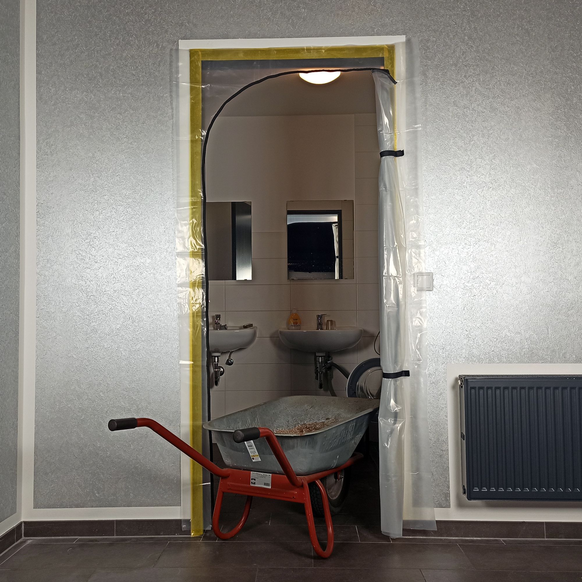 Folien Staubschutztür schwellenlos mit Reißverschluss 210x11