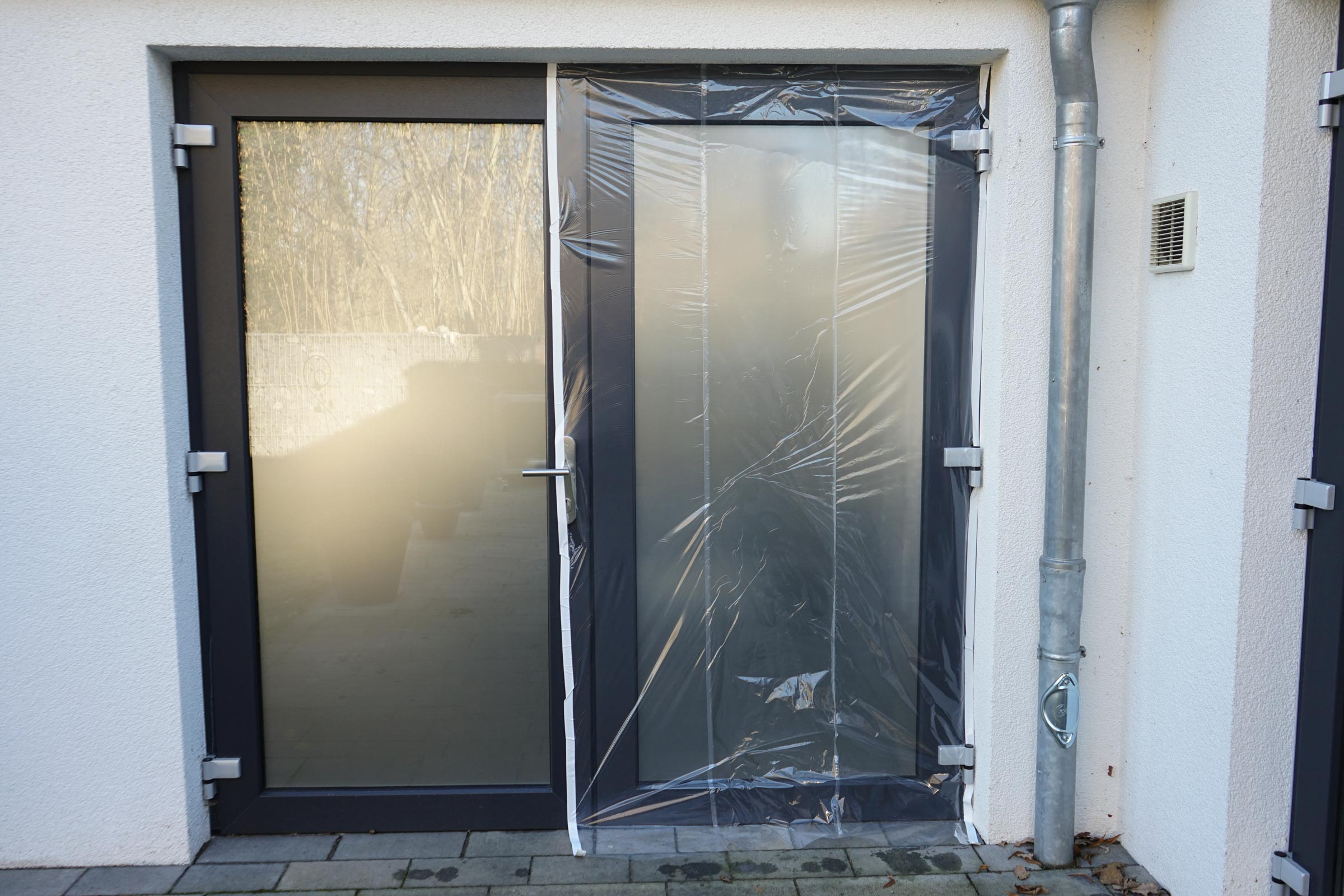 Zitra®-Fol 160x25m Malerfolie mit Klebekanten an Tür