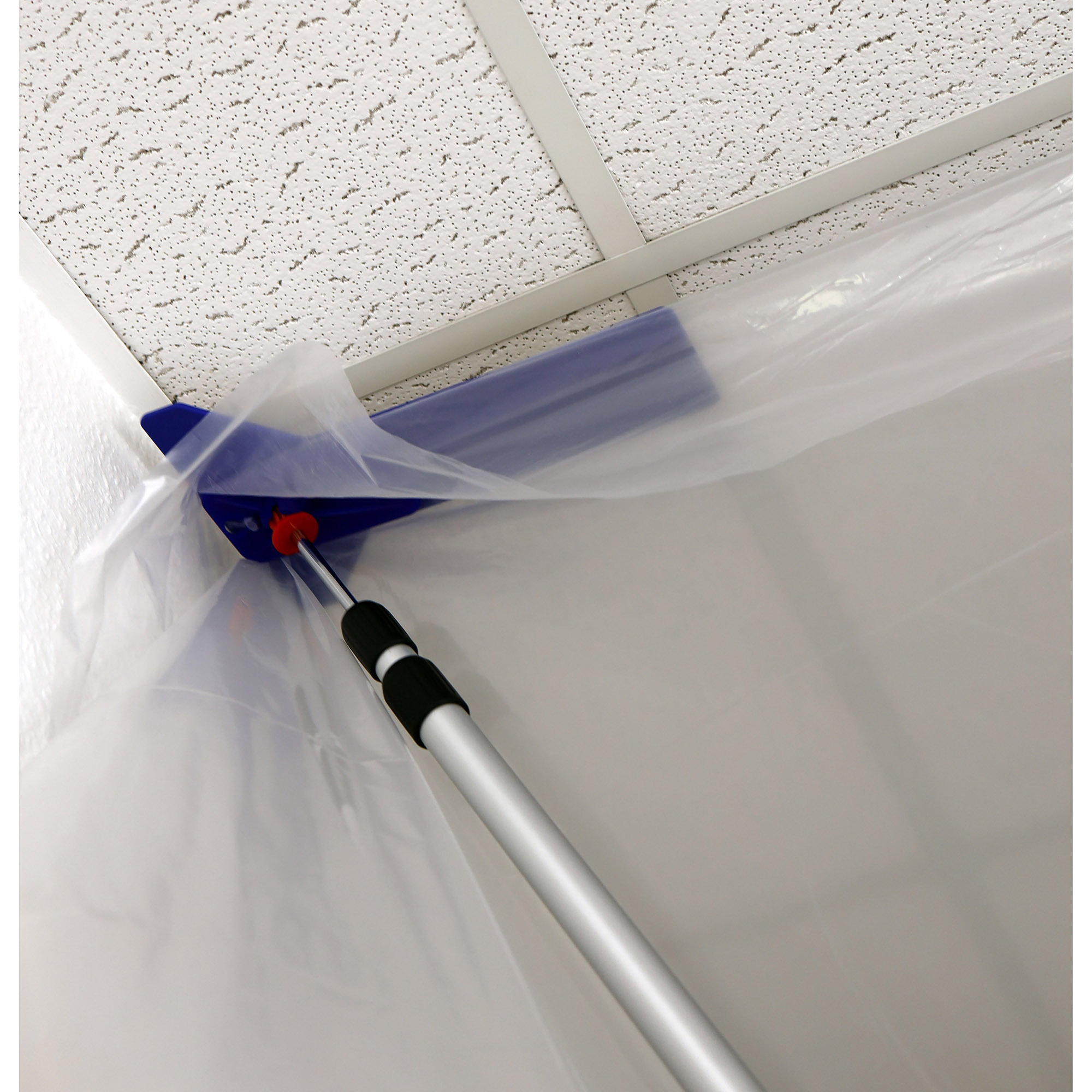 ZipWall Edge Kopfplatte mit Folie an Kassettendecke