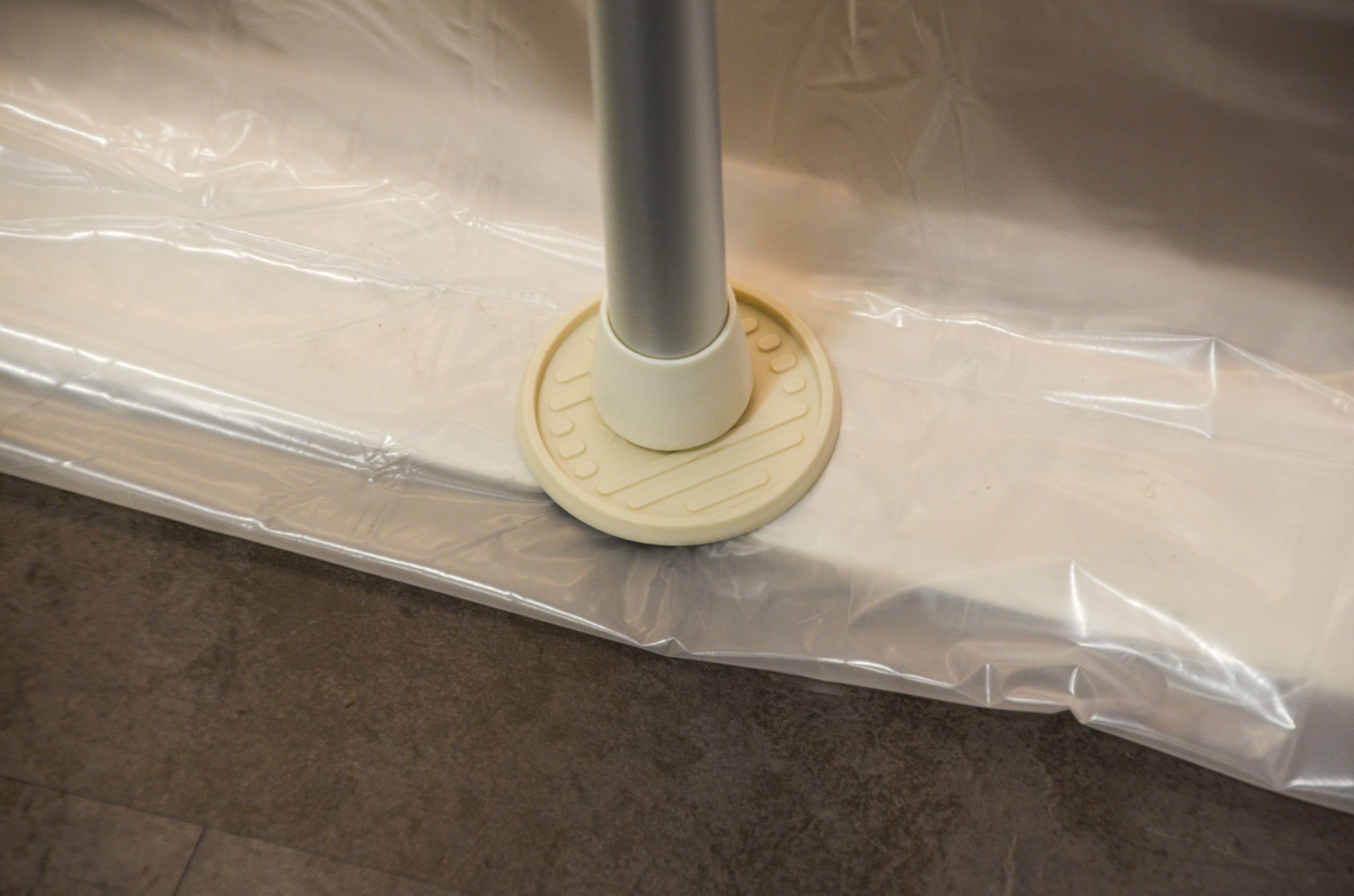 ZipWall Staubschutzwand Plastik-Unterlegescheibe als Fußplat