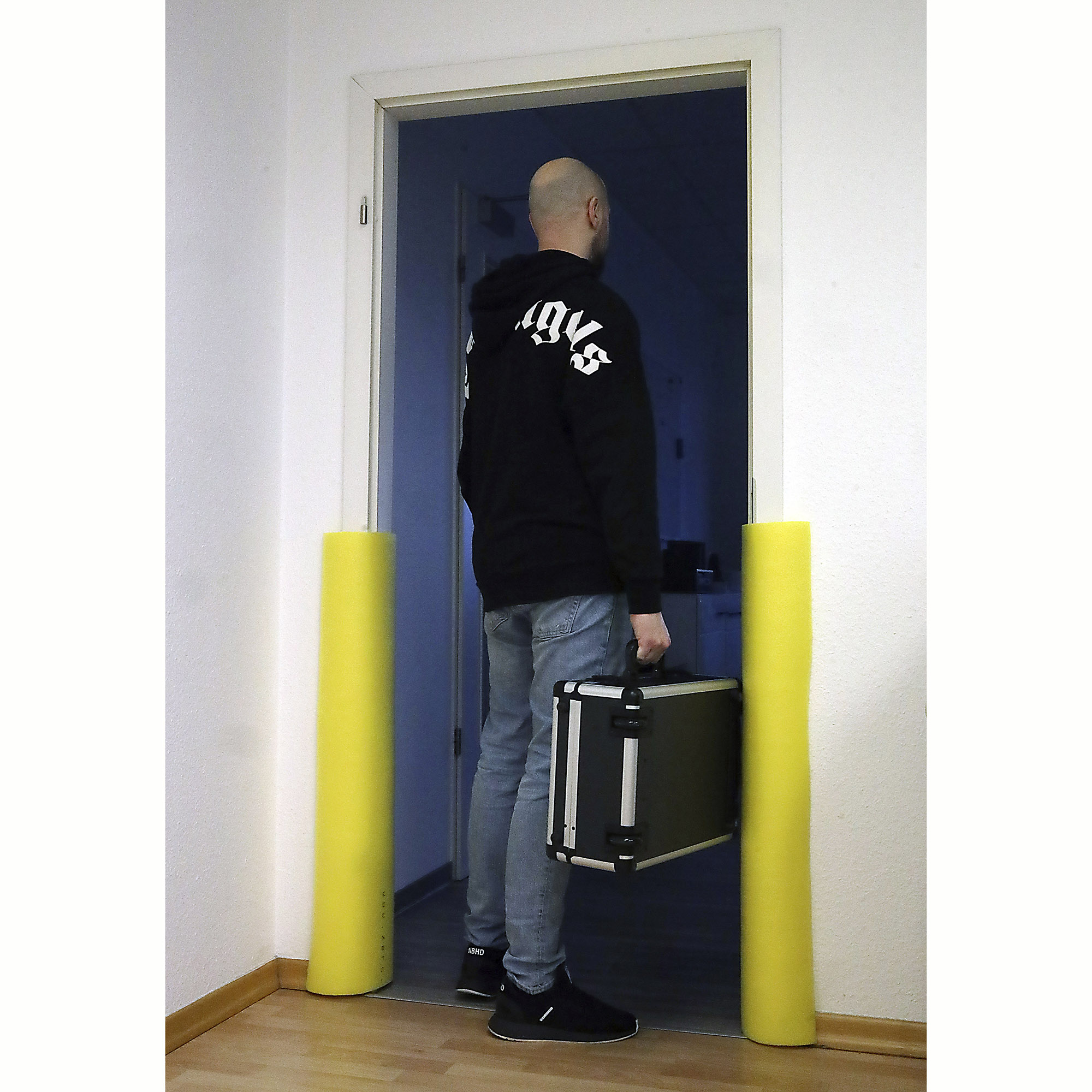 Zero Dust Türrahmen-Klemmschiene signalgelb 100–250 mm