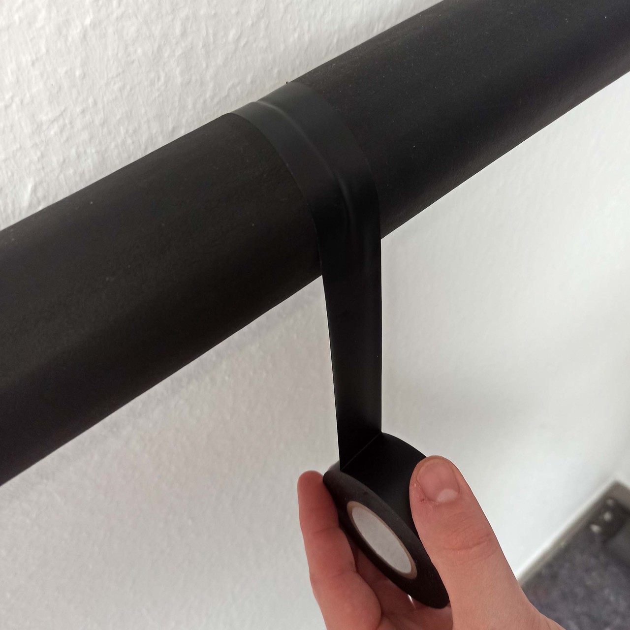 PVC Klebeband schwarz 25 m zum Verkleben von PVC-Ummantelung