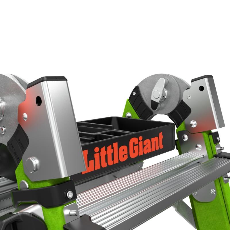 CONQUEST 2.0 Fiberglas-Teleskopleiter Little Giant Detail