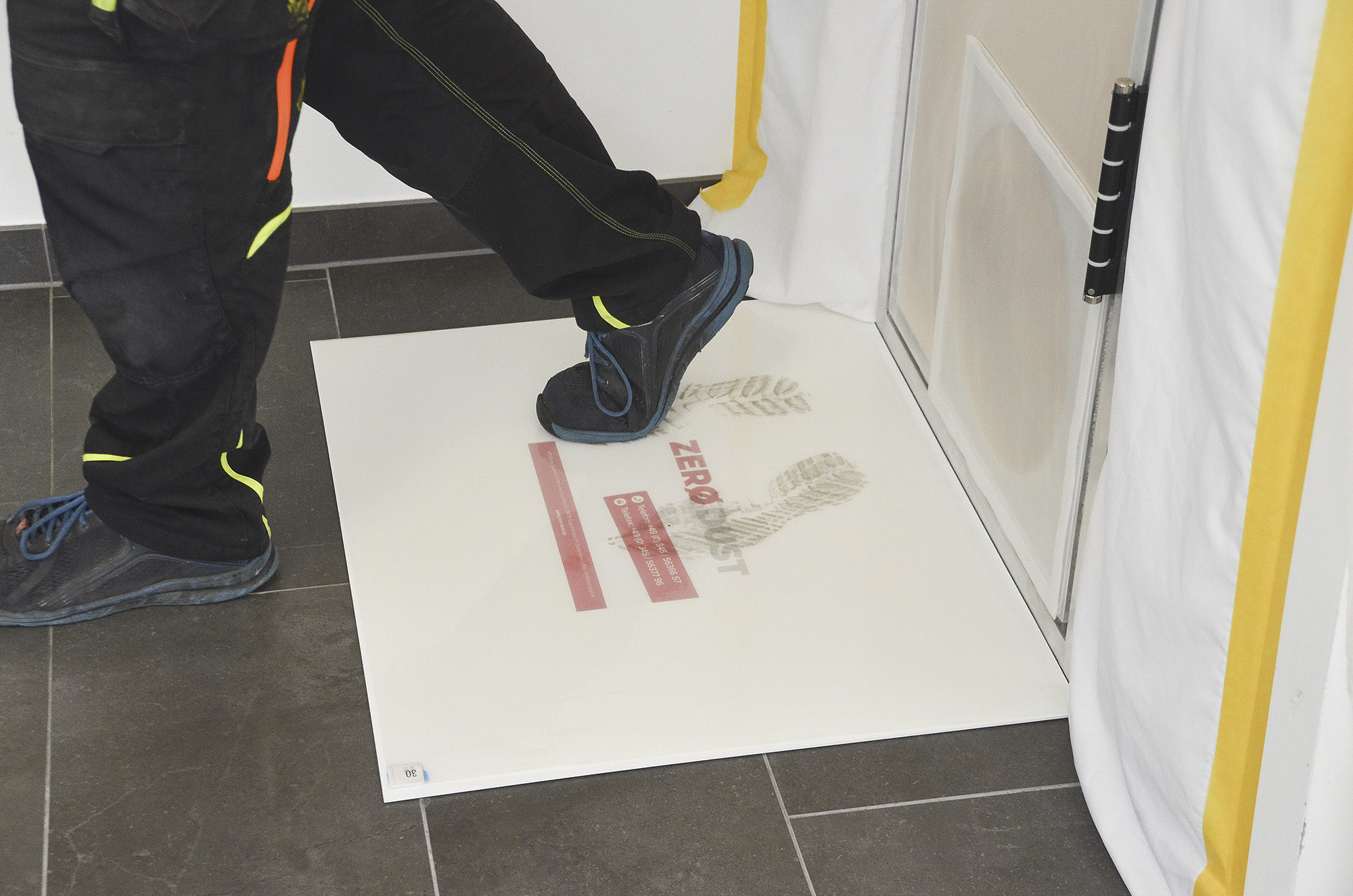 Zero Dust Schmutzfangmatte 61x76 cm mit 30 Klebefolien