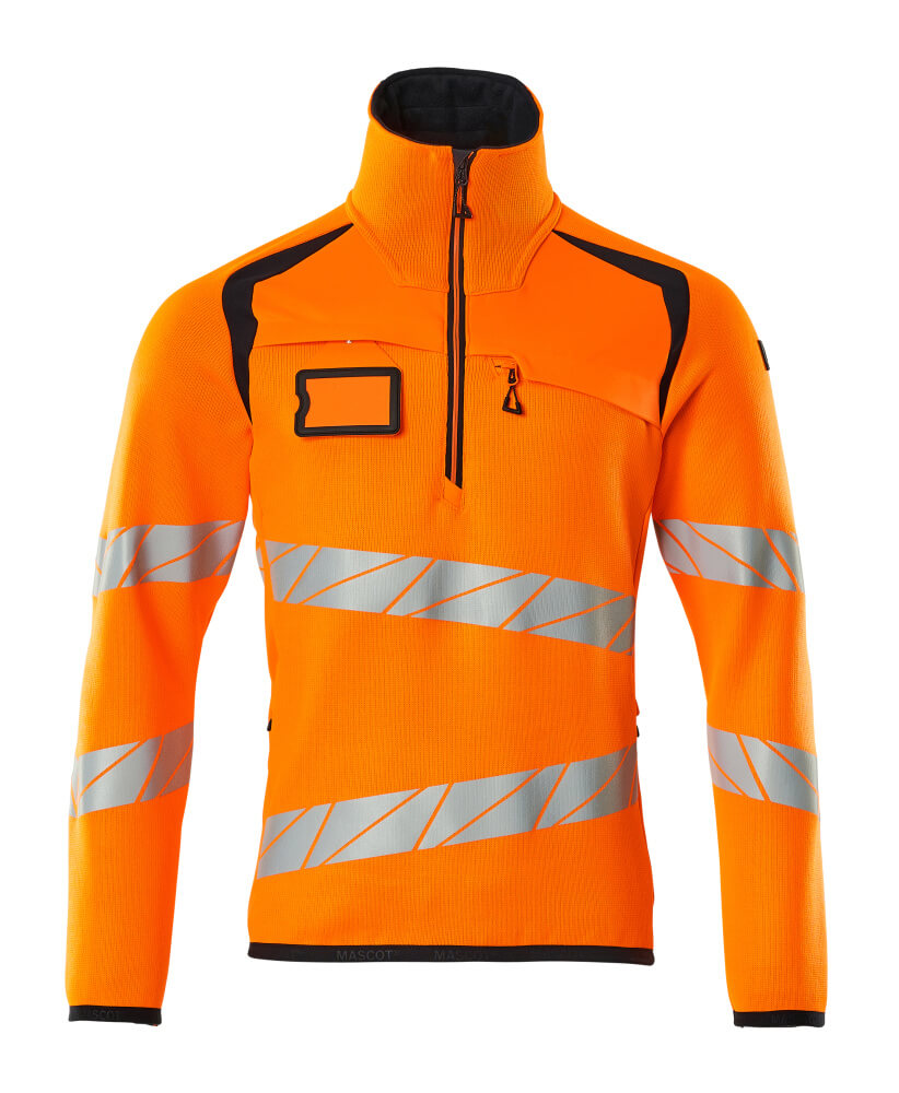 MASCOT® ACCELERATE SAFE Strickpullover mit kurzem Reißverschluss in fluoreszierendem Orange mit schrägen Reflexstreifen, Stehkragen, Brusttasche, Vordertaschen und abnehmbarem ID-Kartenhalter für hohe Sichtbarkeit bei der Arbeit