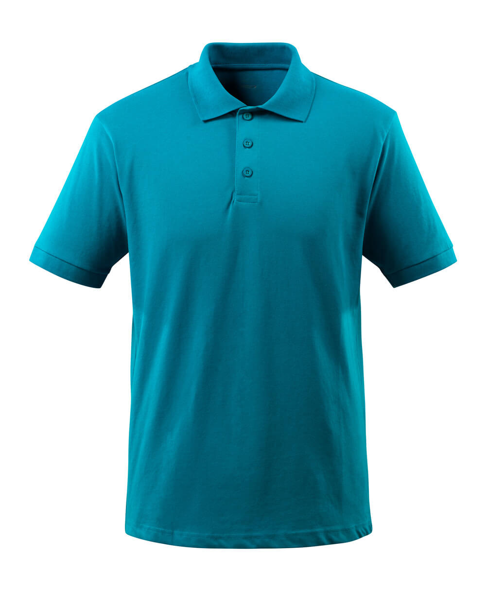 Türkises Herren Poloshirt mit Kragen, kurzer Knopfleiste und kurzen Ärmeln auf weißem Hintergrund