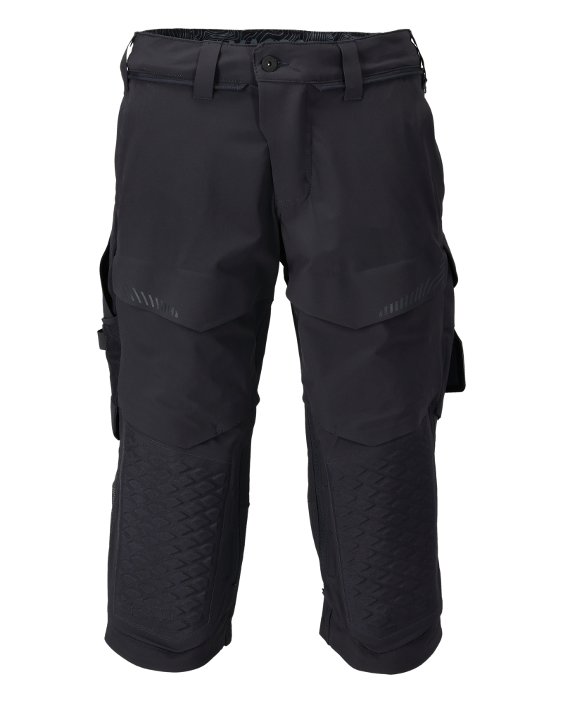 Schwarzblaue MASCOT® CUSTOMIZED Dreiviertel-Arbeitshose mit CORDURA®-Knietaschen, leichtem Stretchgewebe, ergonomisch geformten Beinen und Click Pocket System