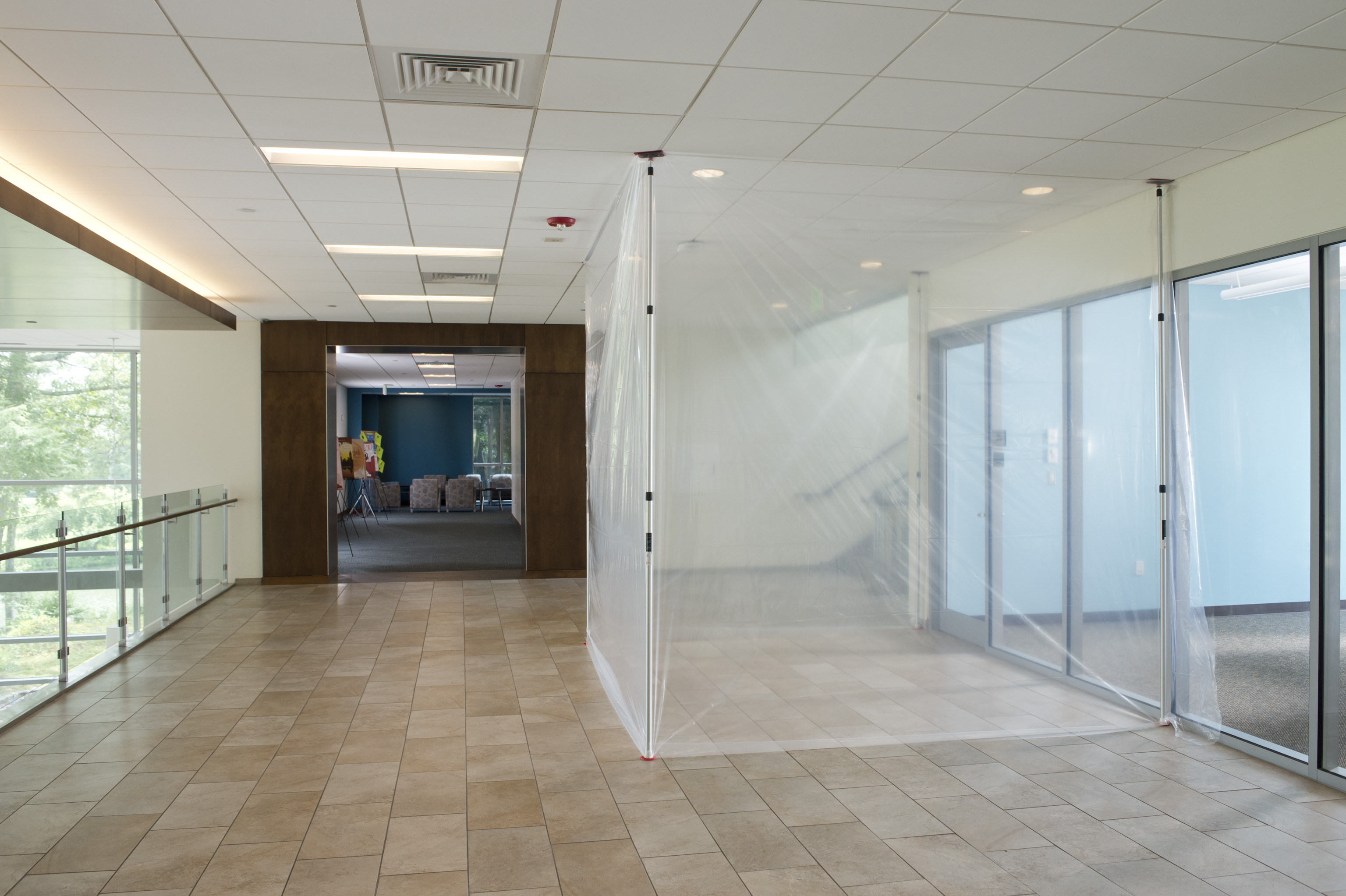 ZipWall Staubschutzwand mit 2 Teleskopstangen bis 3,60 m Höh