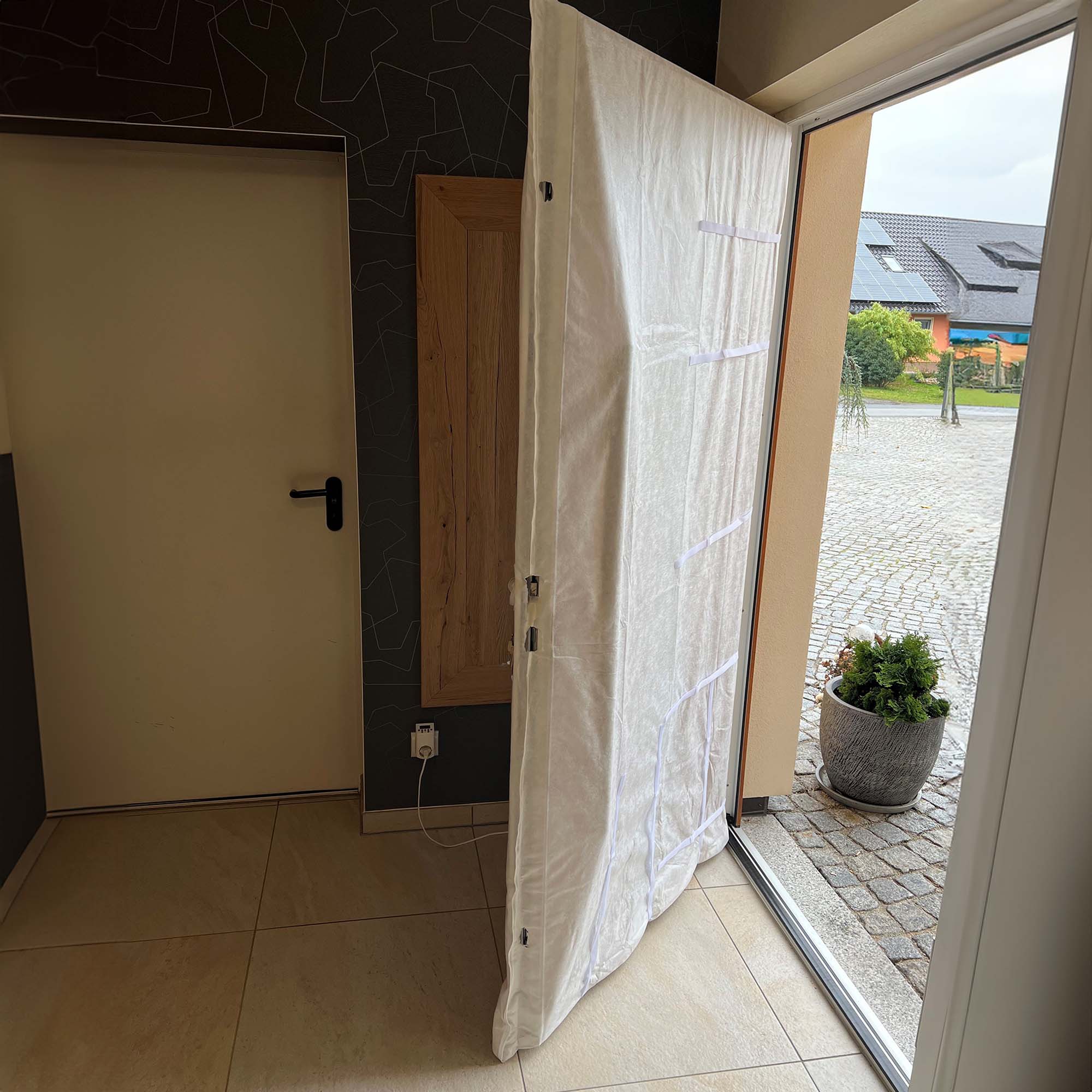 Zero Dust Abdeckschutzhaube 240x120 cm für Haustüren aus Vli