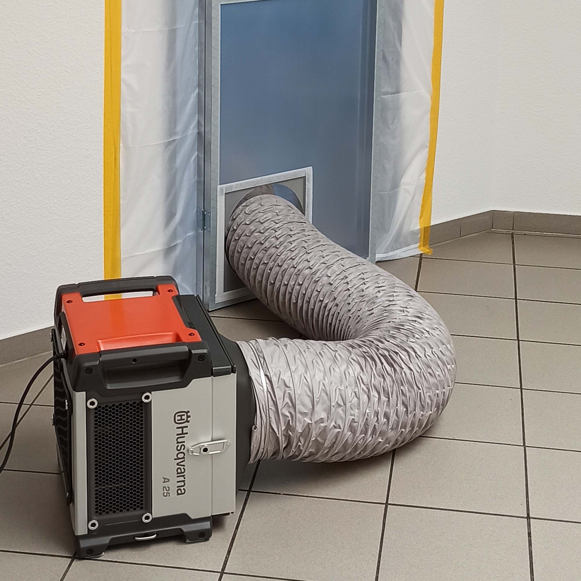 Flexibler Ansaugschlauch 6 m Ø 254 mm am Husqvarna A25