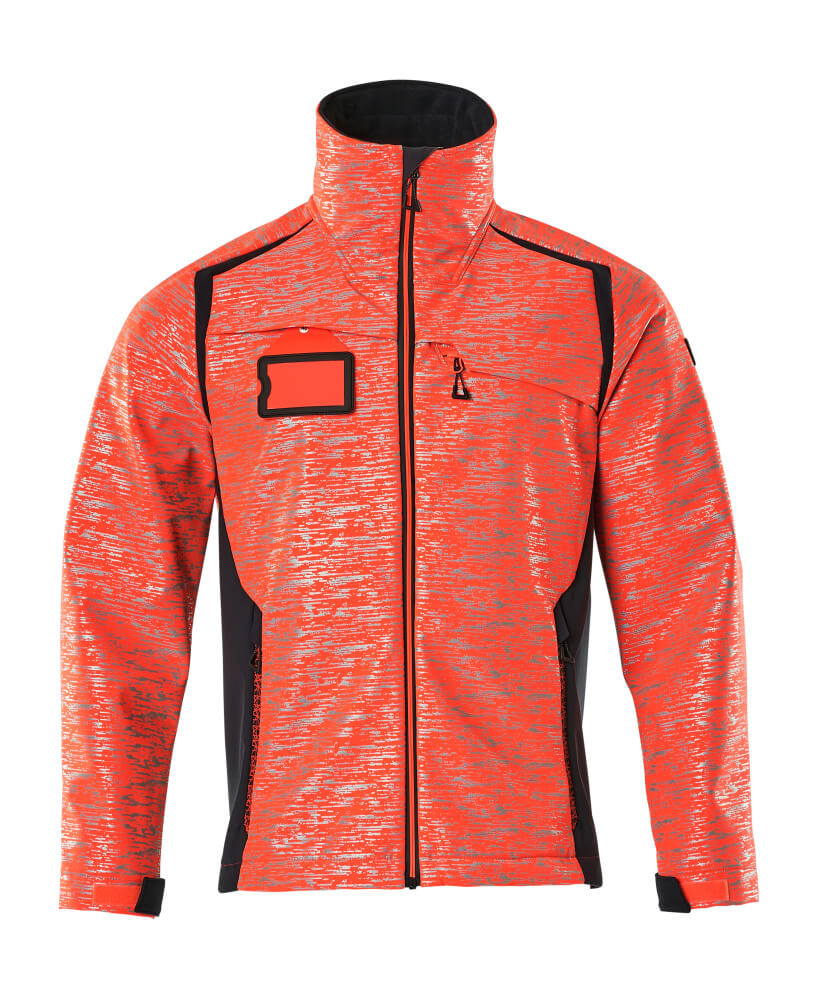 Vorderansicht der MASCOT® ACCELERATE SAFE Softshelljacke in Hi-Vis Rot/Schwarzblau, zweifarbige Winterwarnschutzjacke in Größe 2XL mit Reißverschluss und Stehkragen