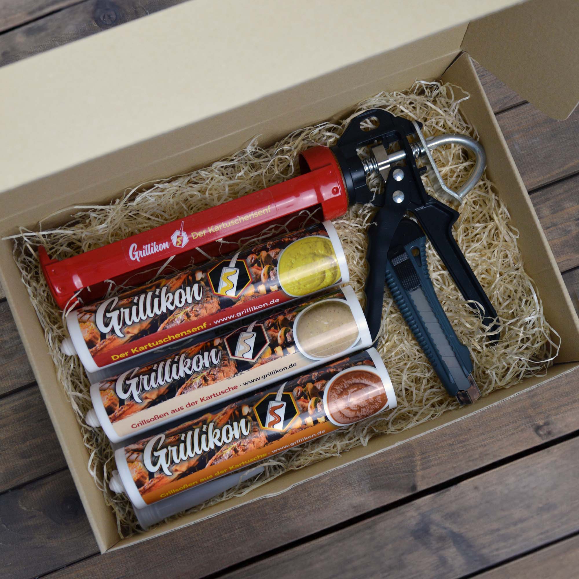 Grillikon Geschenkset „Geselle“ mit 3 Kartuschensoßen