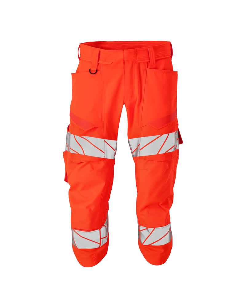 Produktabbildung der MASCOT® ACCELERATE SAFE Dreiviertel-Hose mit Knietaschen in einfarbig Hi-Vis Rot mit reflektierenden Streifen, Größe C44