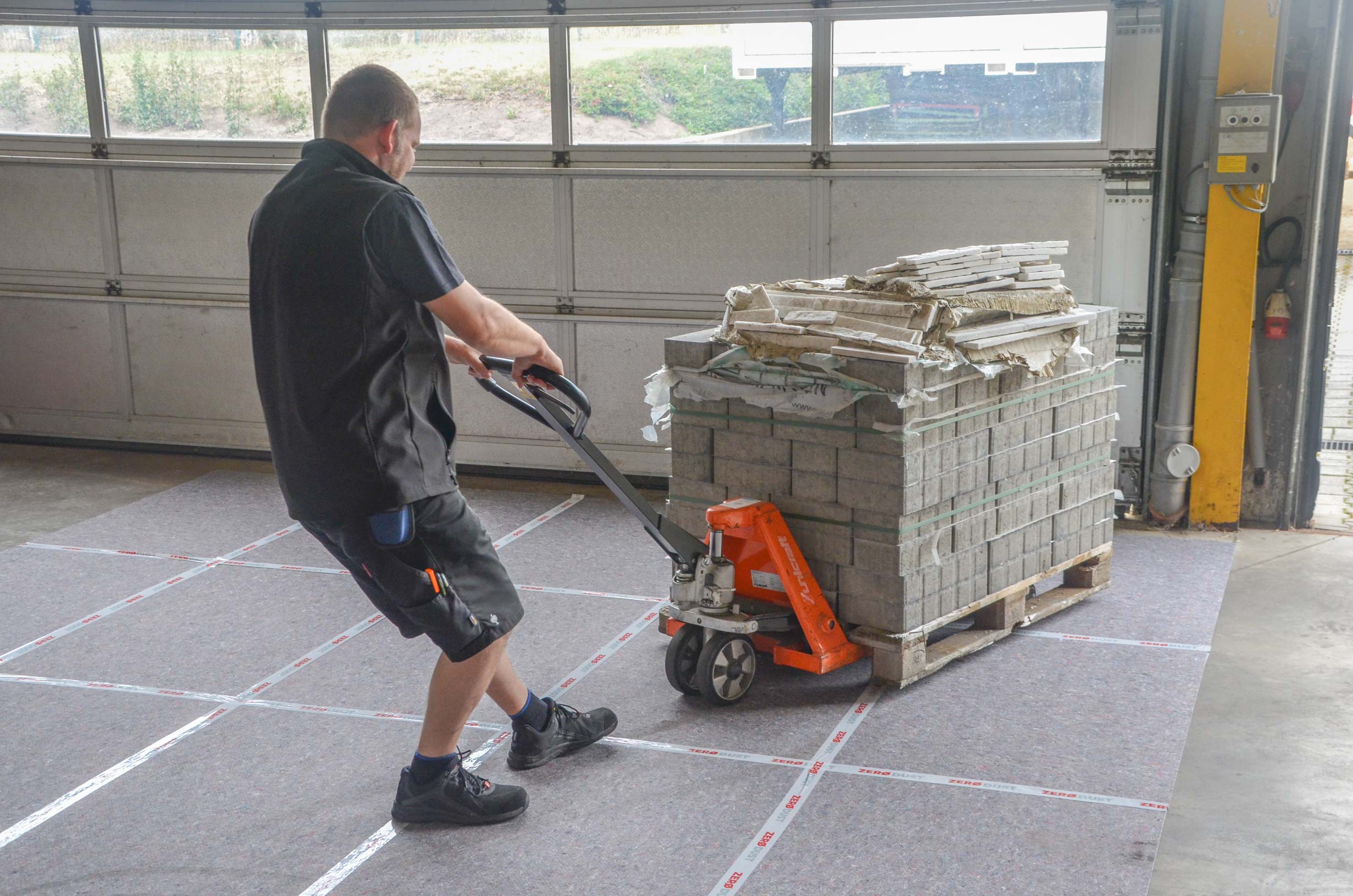 zero-dust-schutzboden-vliesfaserplatte-1-2-x-0-8-m-robust-schutz-platte-abdeckplatte-1100-g-zd-_8